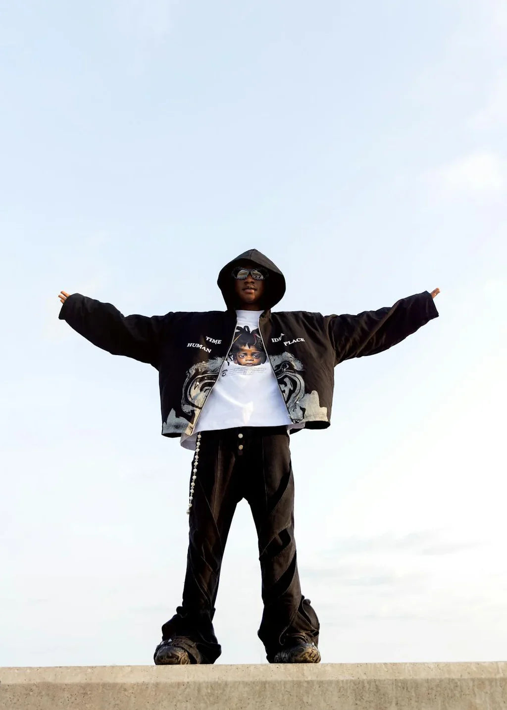 Street_Fashion_Confidence.webp